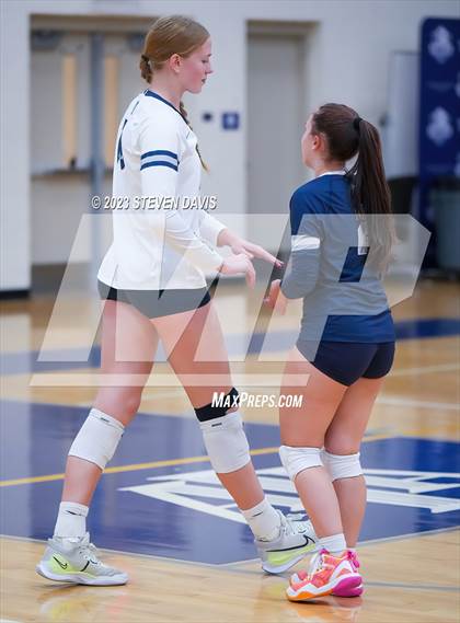 Thumbnail 1 in Mica Mountain vs. American Leadership Academy - Gilbert North (AIA 4A Semifinals) photogallery.