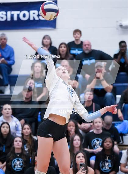 Thumbnail 3 in Mica Mountain vs. American Leadership Academy - Gilbert North (AIA 4A Semifinals) photogallery.