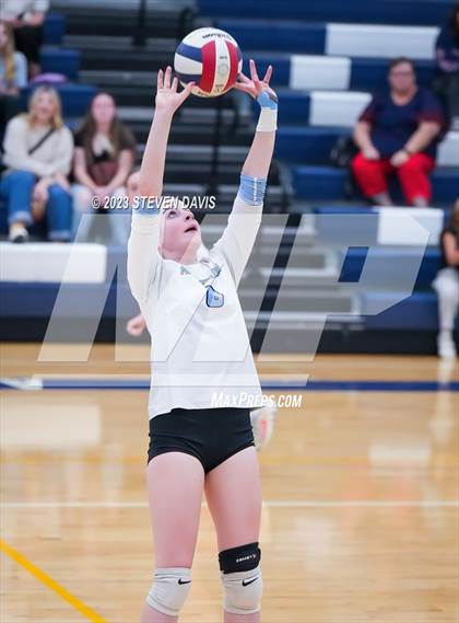 Thumbnail 3 in Mica Mountain vs. American Leadership Academy - Gilbert North (AIA 4A Semifinals) photogallery.
