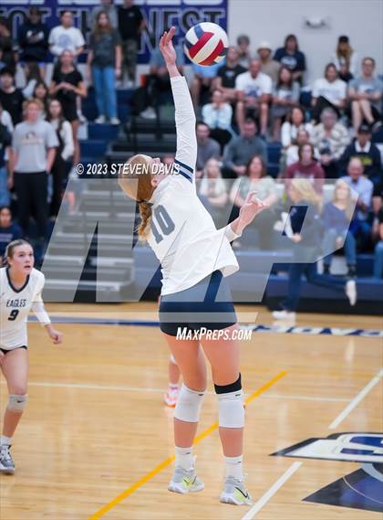 Thumbnail 2 in Mica Mountain vs. American Leadership Academy - Gilbert North (AIA 4A Semifinals) photogallery.