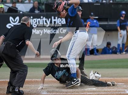 Thumbnail 2 in San Marcos vs. Aliso Niguel (CIF-SS D3 Final) photogallery.