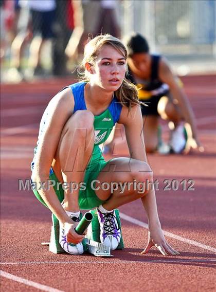 Thumbnail 3 in Titan Top 9 Invitational (Girls 4x400m Relay) photogallery.