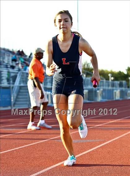 Thumbnail 1 in Titan Top 9 Invitational (Girls 4x400m Relay) photogallery.