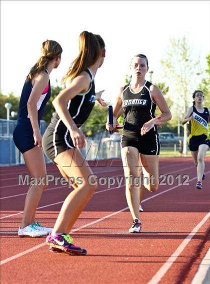 Thumbnail 3 in Titan Top 9 Invitational (Girls 4x400m Relay) photogallery.