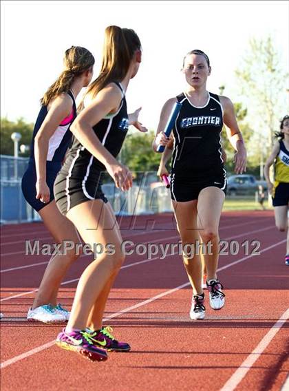 Thumbnail 1 in Titan Top 9 Invitational (Girls 4x400m Relay) photogallery.