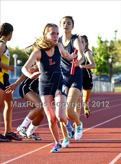 Thumbnail 3 in Titan Top 9 Invitational (Girls 4x400m Relay) photogallery.