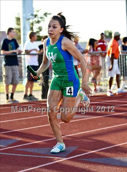 Thumbnail 2 in Titan Top 9 Invitational (Girls 4x400m Relay) photogallery.