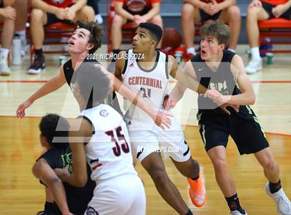 Thumbnail 2 in Capistrano Valley vs. Centennial (Mater Dei Extravaganza) photogallery.