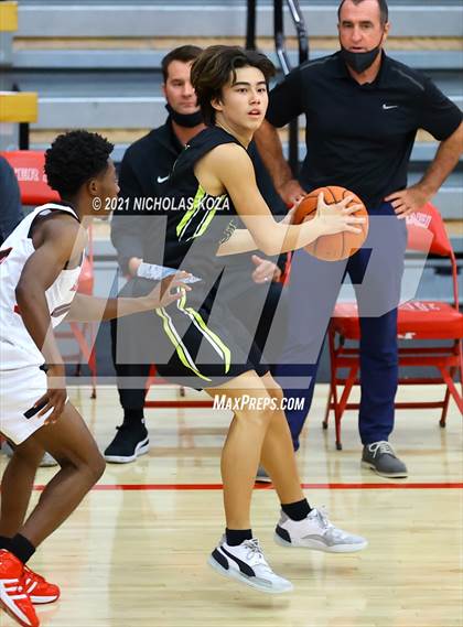 Thumbnail 3 in Capistrano Valley vs. Centennial (Mater Dei Extravaganza) photogallery.