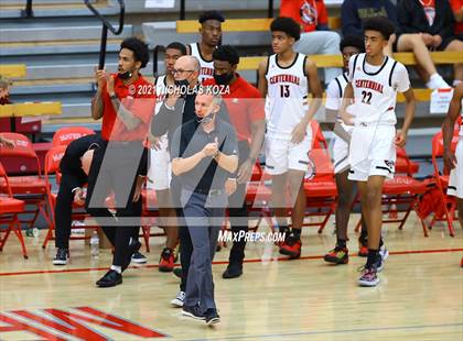 Thumbnail 3 in Capistrano Valley vs. Centennial (Mater Dei Extravaganza) photogallery.