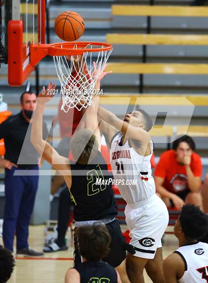 Thumbnail 1 in Capistrano Valley vs. Centennial (Mater Dei Extravaganza) photogallery.