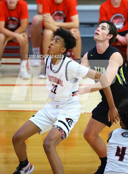 Thumbnail 3 in Capistrano Valley vs. Centennial (Mater Dei Extravaganza) photogallery.