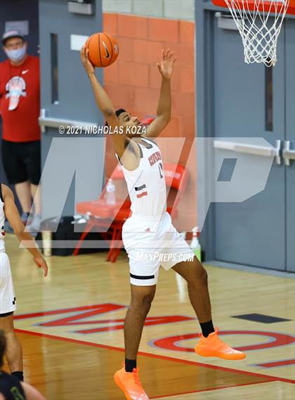 Thumbnail 3 in Capistrano Valley vs. Centennial (Mater Dei Extravaganza) photogallery.