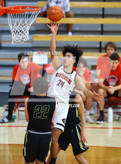 Thumbnail 1 in Capistrano Valley vs. Centennial (Mater Dei Extravaganza) photogallery.