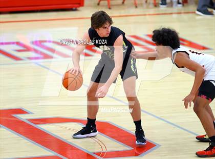 Thumbnail 2 in Capistrano Valley vs. Centennial (Mater Dei Extravaganza) photogallery.