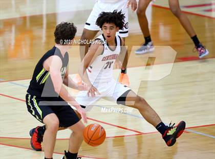 Thumbnail 3 in Capistrano Valley vs. Centennial (Mater Dei Extravaganza) photogallery.