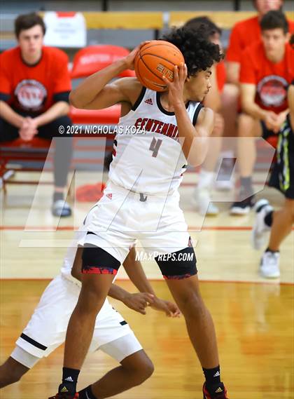 Thumbnail 2 in Capistrano Valley vs. Centennial (Mater Dei Extravaganza) photogallery.