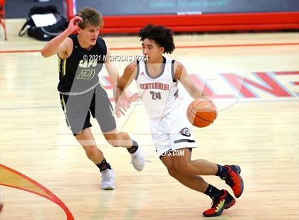 Thumbnail 3 in Capistrano Valley vs. Centennial (Mater Dei Extravaganza) photogallery.