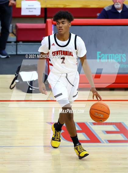 Thumbnail 2 in Capistrano Valley vs. Centennial (Mater Dei Extravaganza) photogallery.