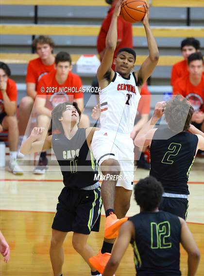 Thumbnail 3 in Capistrano Valley vs. Centennial (Mater Dei Extravaganza) photogallery.