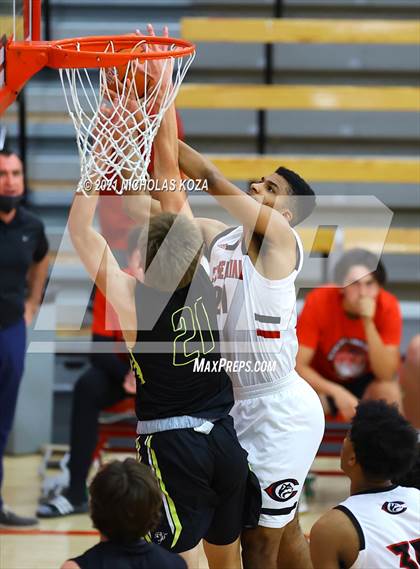 Thumbnail 3 in Capistrano Valley vs. Centennial (Mater Dei Extravaganza) photogallery.