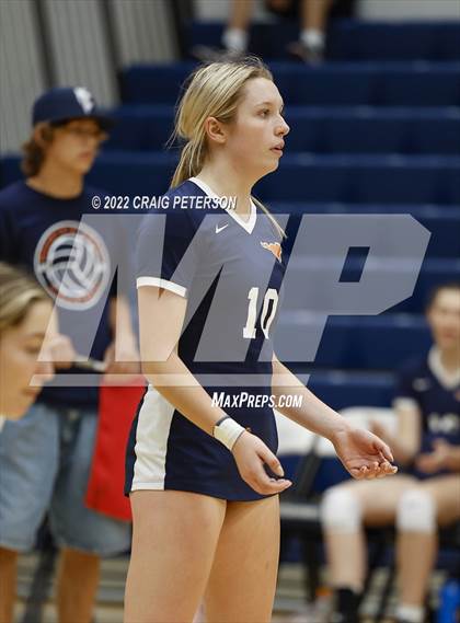 Thumbnail 3 in Roy vs. Mountain Crest photogallery.