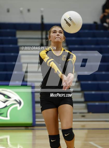 Thumbnail 2 in Roy vs. Mountain Crest photogallery.