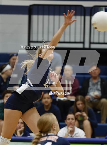 Thumbnail 2 in Roy vs. Mountain Crest photogallery.