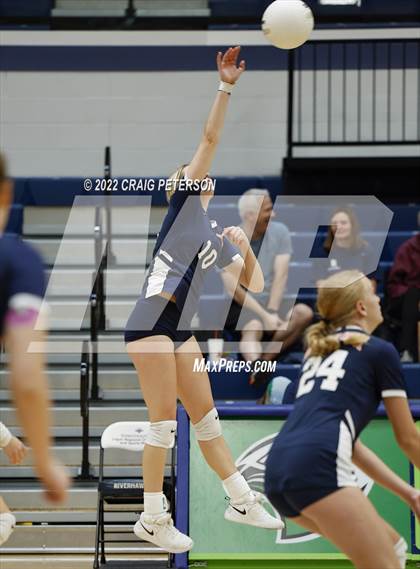 Thumbnail 1 in Roy vs. Mountain Crest photogallery.