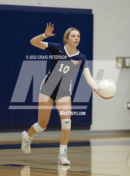Thumbnail 1 in Roy vs. Mountain Crest photogallery.