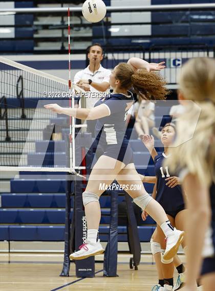 Thumbnail 1 in Roy vs. Mountain Crest photogallery.