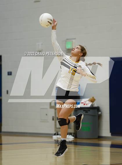 Thumbnail 2 in Roy vs. Mountain Crest photogallery.