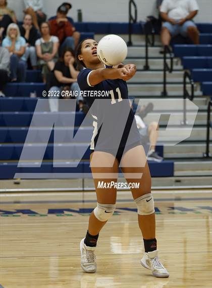 Thumbnail 3 in Roy vs. Mountain Crest photogallery.
