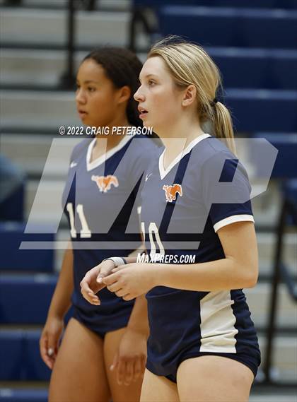 Thumbnail 1 in Roy vs. Mountain Crest photogallery.