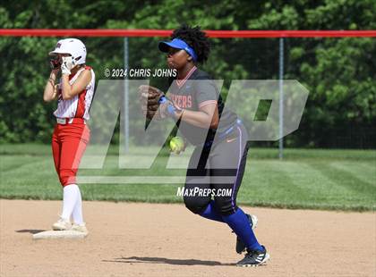 Thumbnail 2 in East St. Louis vs Triad (IHSA 3A Regional Semifinals) photogallery.