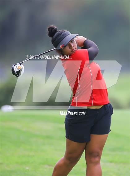 Thumbnail 2 in CIF LA City Section Girls Golf Championships photogallery.