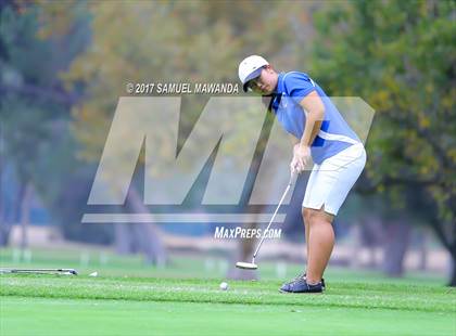 Thumbnail 2 in CIF LA City Section Girls Golf Championships photogallery.