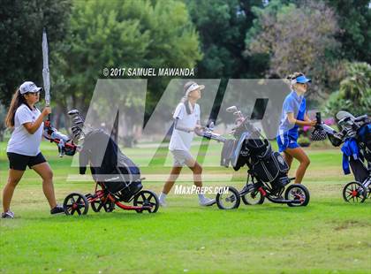 Thumbnail 1 in CIF LA City Section Girls Golf Championships photogallery.