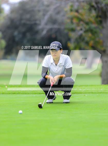 Thumbnail 1 in CIF LA City Section Girls Golf Championships photogallery.