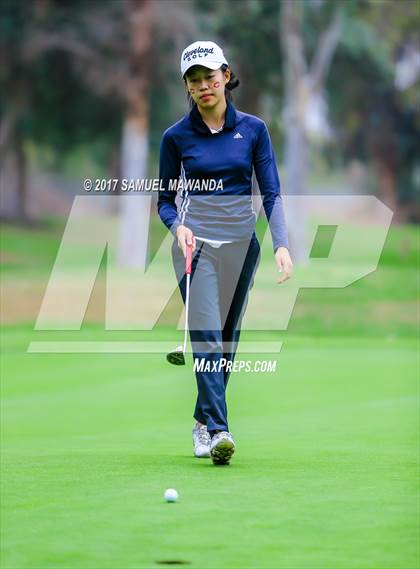 Thumbnail 2 in CIF LA City Section Girls Golf Championships photogallery.