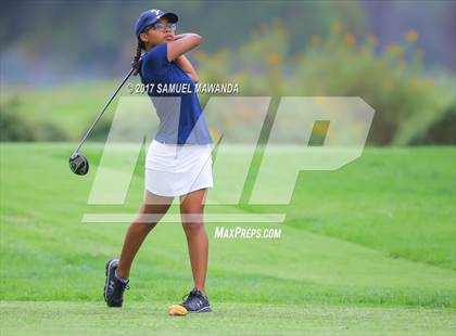 Thumbnail 2 in CIF LA City Section Girls Golf Championships photogallery.