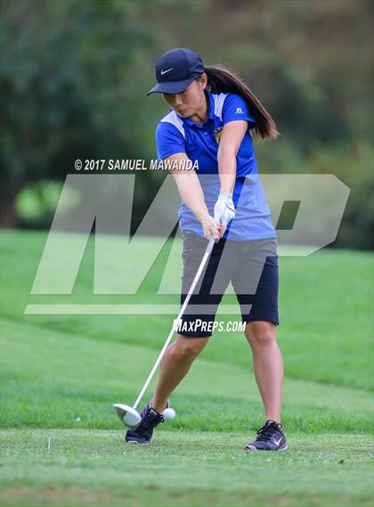 Thumbnail 2 in CIF LA City Section Girls Golf Championships photogallery.