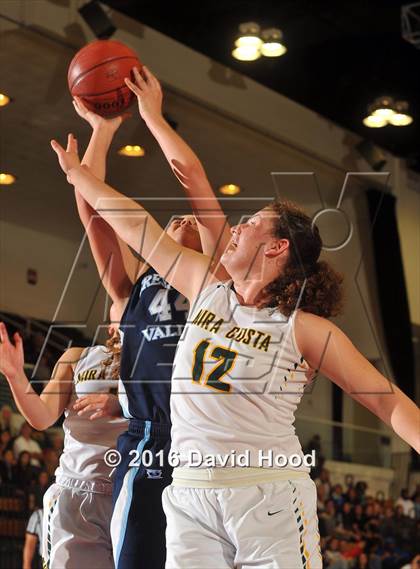 Thumbnail 2 in Mira Costa vs. Crescenta Valley (CIF SS 1A Final) photogallery.