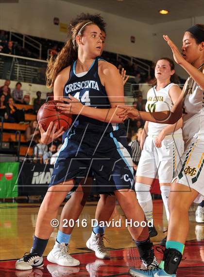 Thumbnail 3 in Mira Costa vs. Crescenta Valley (CIF SS 1A Final) photogallery.