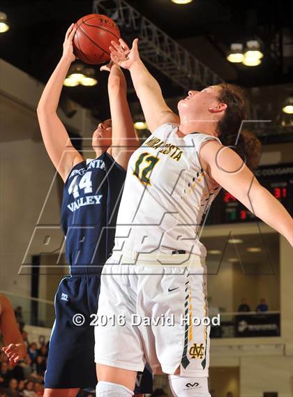 Thumbnail 1 in Mira Costa vs. Crescenta Valley (CIF SS 1A Final) photogallery.