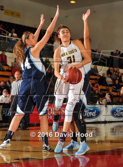 Thumbnail 2 in Mira Costa vs. Crescenta Valley (CIF SS 1A Final) photogallery.