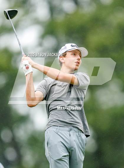 Thumbnail 3 in NCHSAA 4A Finals (Round 1) photogallery.