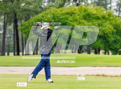 Thumbnail 1 in NCHSAA 4A Finals (Round 1) photogallery.
