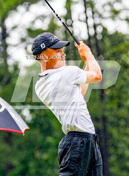 Thumbnail 2 in NCHSAA 4A Finals (Round 1) photogallery.