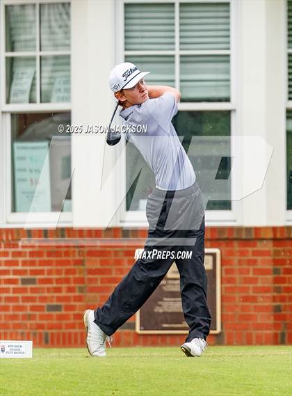 Thumbnail 2 in NCHSAA 4A Finals (Round 1) photogallery.